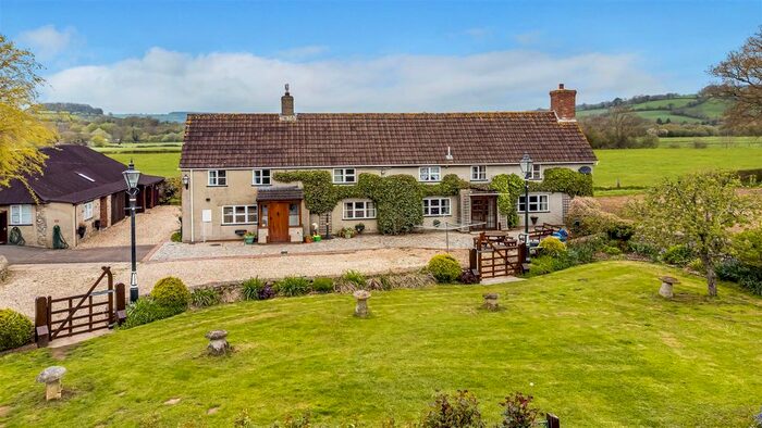 6 Bedroom Farmhouse For Sale In Whitford Road, Musbury, Axminster, EX13