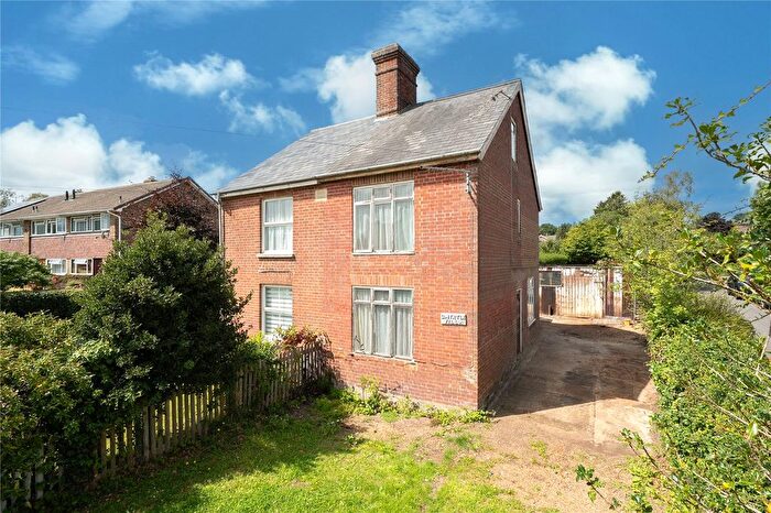 2 Bedroom Semi-detached House For Sale In Green Lane, Crowborough, East Sussex, TN6