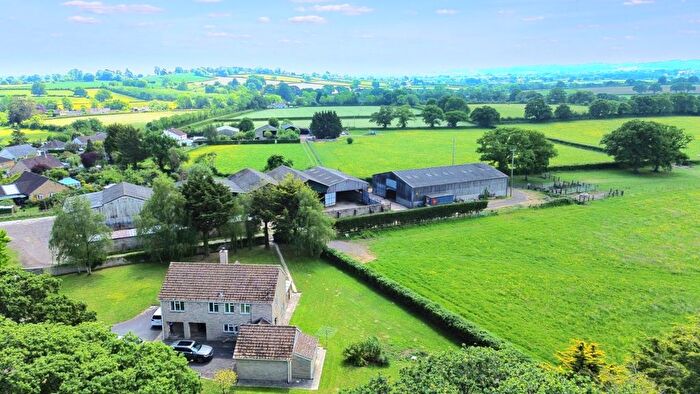 4 Bedroom Property For Sale In Wood Road, Ashill, Ilminster, Somerset, TA19