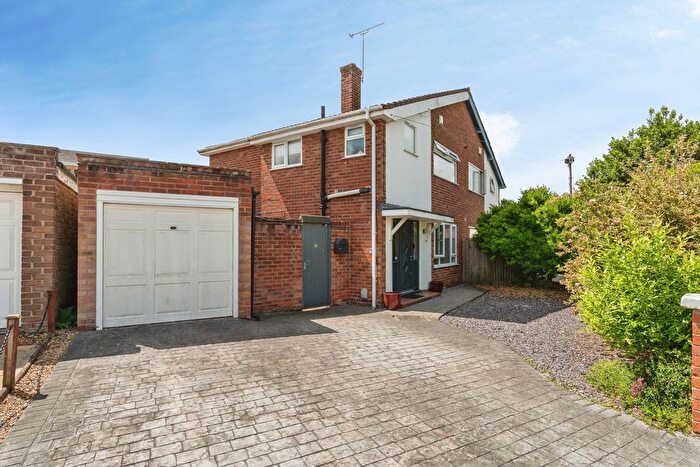 3 Bedroom Semi-Detached House For Sale In Richmond Crescent, Vicars Cross, Chester, Cheshire, CH3