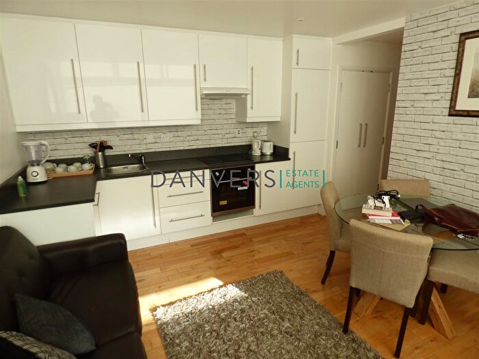 2 Bedroom Flat To Rent In Lee Street, The Exchange, Leicester, LE1