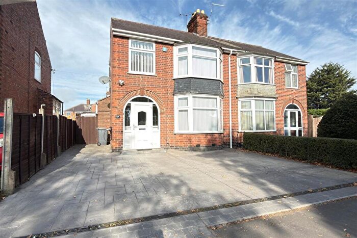3 Bedroom Semi-Detached House For Sale In Abbey Lane, Leicester, LE4