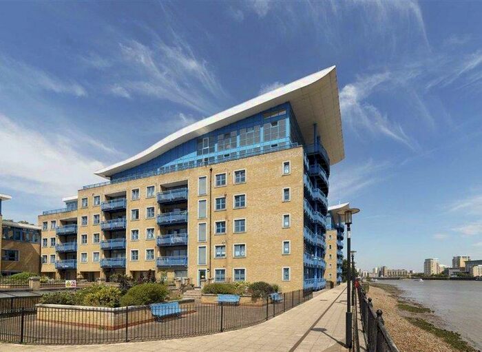 4 Bedroom Apartment To Rent In Harwood Point, Rotherhite Street, Surrey Quays, Canada Water, London, SE16