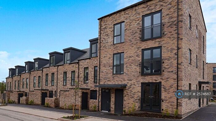 2 Bedroom Flat To Rent In Bird Close, Birmingham, B12