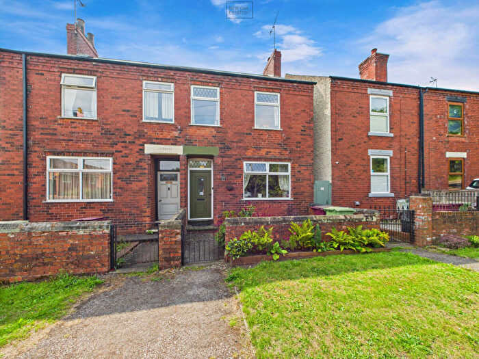 3 Bedroom Semi-Detached House For Sale In Station Road, Morton, DE55