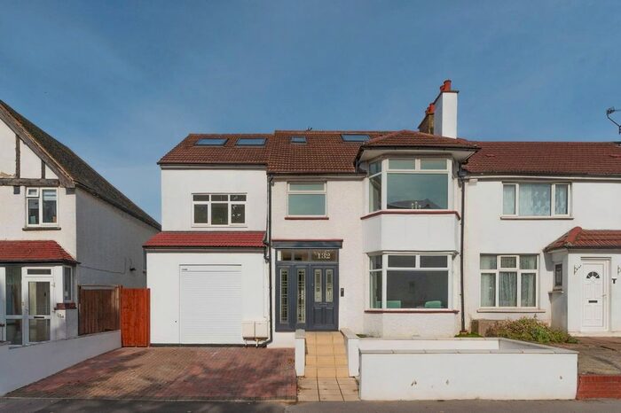 2 Bedroom Flat To Rent In Norbury Court Road, Norbury, London, SW16