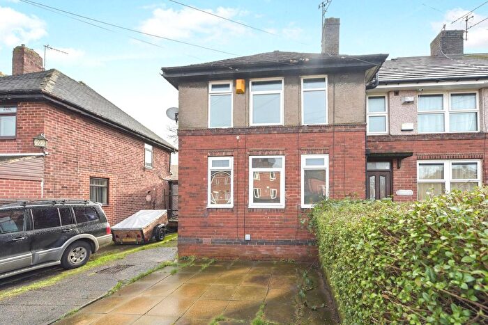 3 Bedroom End Terrace House For Sale In Launce Road, Sheffield, South Yorkshire, S5