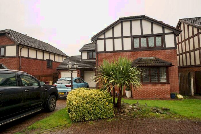 4 Bedroom Detached House To Rent In Avonhead Close, Horwich, BL6