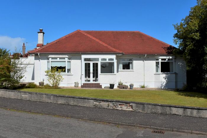 3 Bedroom Detached Bungalow To Rent In Birkhall Drive, Bearsden, Glasgow, G61
