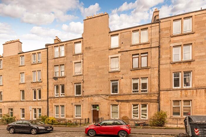 1 Bedroom Flat To Rent In Cathcart Place, Dalry, Edinburgh, EH11