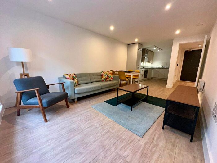 1 Bedroom Apartment To Rent In Digbeth Square, Lombard Street, Birmingham, Warwickshire, B12