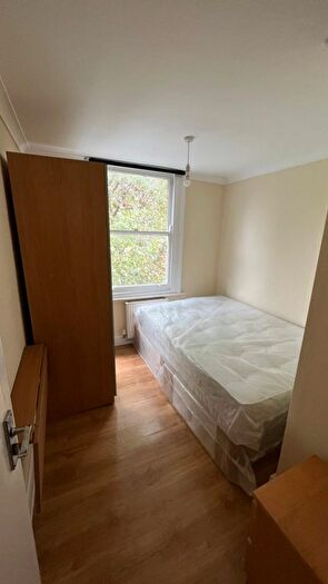 3 Bedroom Terraced House To Rent In Hammersmith Grove, London, W6