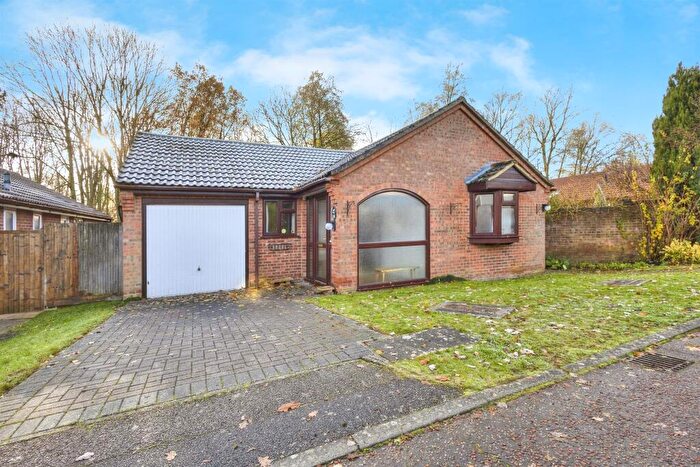 3 Bedroom Detached Bungalow For Sale In Swallow Close, Northampton, NN4