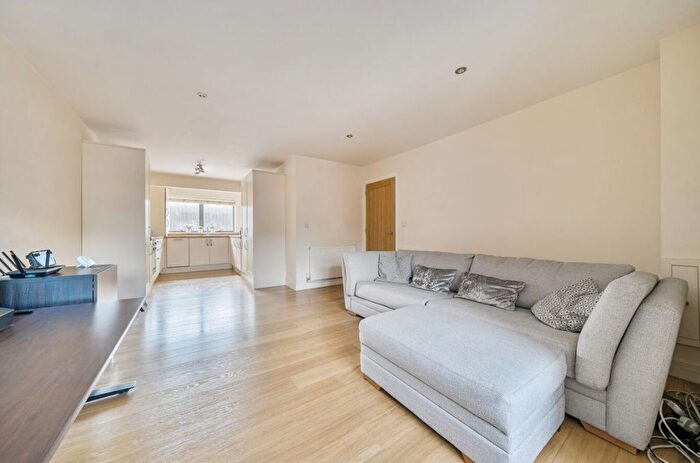 2 Bedroom Flat For Sale In The Chase, Kempston, Bedford, MK42