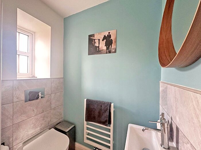 2 Bedroom End Of Terrace House To Rent In Chambers Avenue, Hessle, East Riding Of Yorkshi, HU13