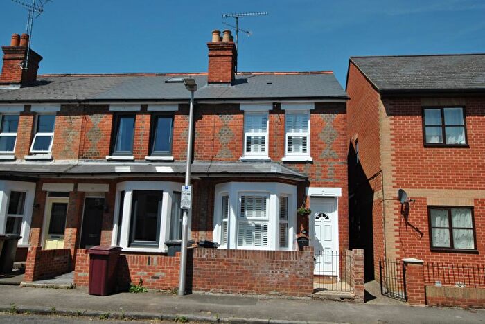 2 Bedroom Terraced House To Rent In Queens Road, Caversham, Reading, RG4