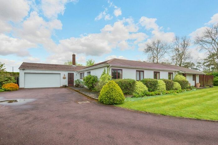 4 Bedroom Bungalow For Sale In Throcking Road, Cottered, Buntingford, Hertfordshire, SG9
