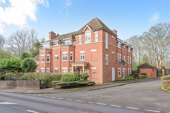 2 Bedroom Flat For Sale In Flat, Thornhill Court, - Thornhill Road, Sutton Coldfield, B74