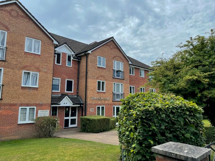 1 Bedroom Flat To Rent In Winn Road, Southampton, SO17