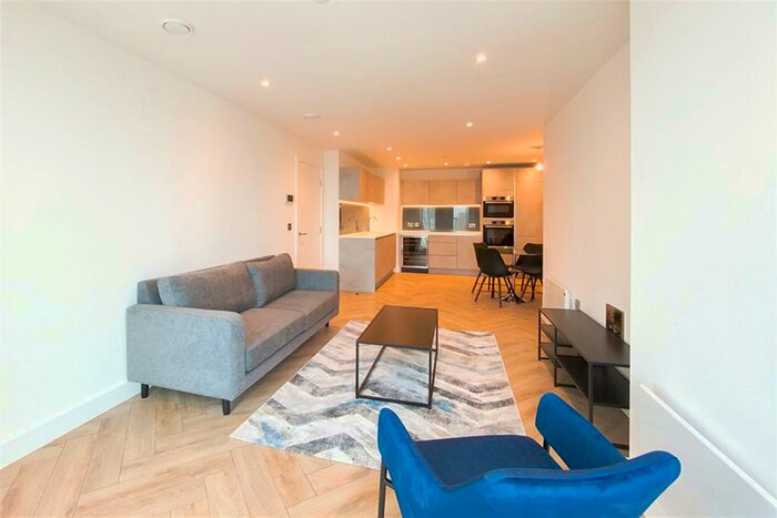 2 Bedroom Apartment To Rent In Elizabeth Tower, M15