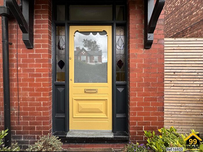 3 Bedroom Semi-Detached House For Sale In Newport Road, Manchester, Greater, M21