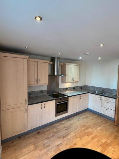 2 Bedroom Flat To Rent In The Living Quarter, St. Marys Gate, Nottingham, NG1