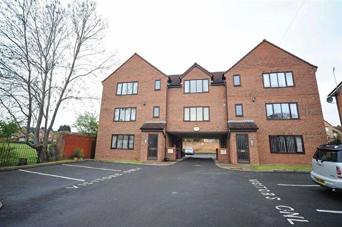 1 Bedroom Flat To Rent In Doddington Court, Wellingborough, NN8