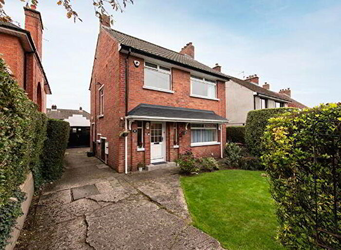 3 Bedroom Detached House For Sale In Shanlieve Park, Belfast, BT14