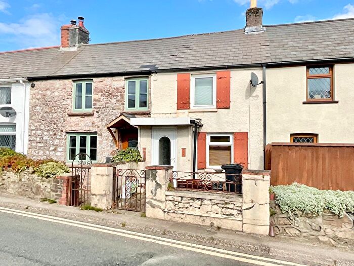 2 Bedroom Terraced House For Sale In High Cross Road, Rogerstone, Newport, NP10