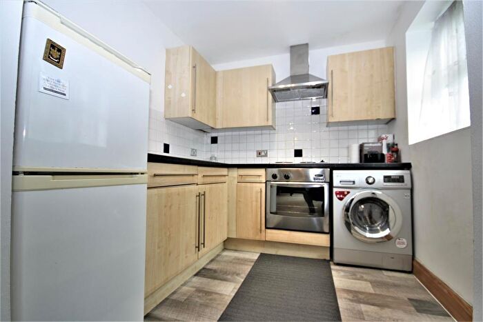1 Bedroom Apartment To Rent In Constable Court, Stubbs Drive, Surrey Quays, London, SE16