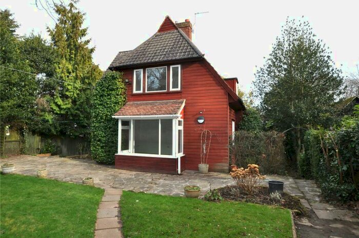 3 Bedroom Detached House To Rent In Hackington Close, Canterbury, Kent, CT2