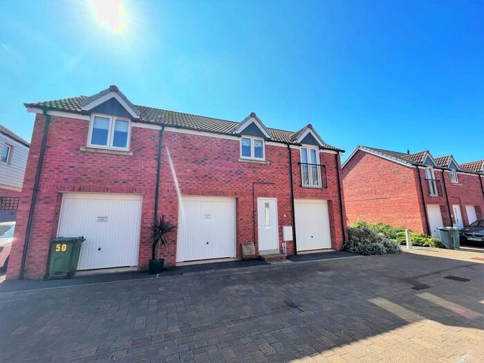 2 Bedroom House To Rent In Hood Drive, Exeter, EX2