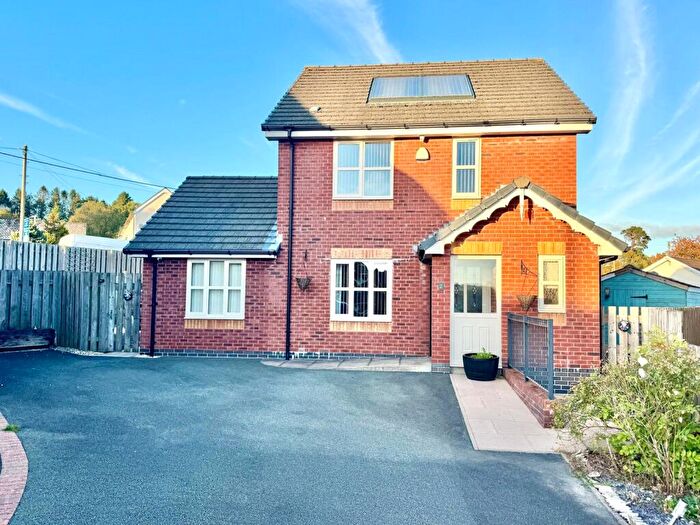 3 Bedroom Detached House For Sale In Cae Nant, Newbridge-on-Wye, Llandrindod Wells, Powys, LD1