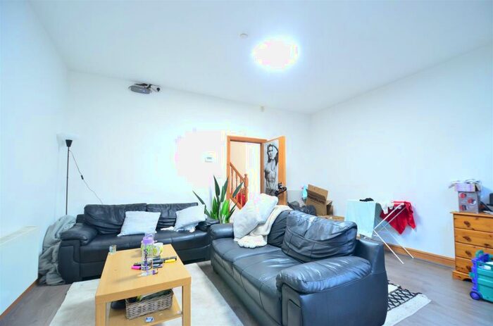 7 Bedroom Terraced House To Rent In / Academic Year Spacious Double Bedroom Student House, Selly Oak, Birmingham, Free Ultrafast M Broadband, B29