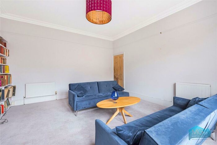 4 Bedroom End Of Terrace House To Rent In Avenue Road, Crouch End, London, N6