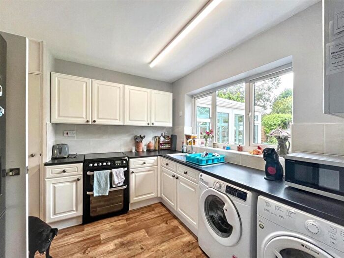 2 Bedroom Detached Bungalow For Sale In Sandpit Lane, Thorpe Market, Norwich, NR11