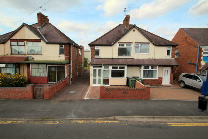 3 Bedroom Semi-Detached House To Rent In Knightthorpe Road, Loughborough, LE11