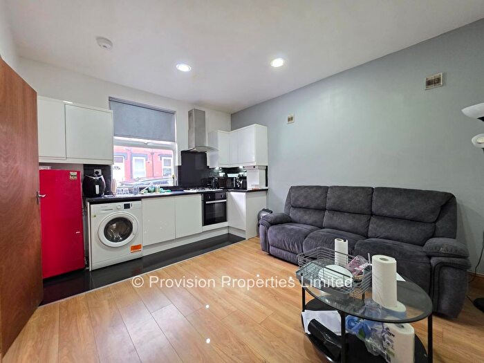 2 Bedroom Terraced House To Rent In Thornville Mount, Hyde Park, Leeds, LS6