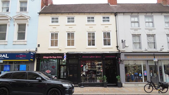 2 Bedroom Flat To Rent In A Queen Street, Wolverhampton, West Midlands, WV1