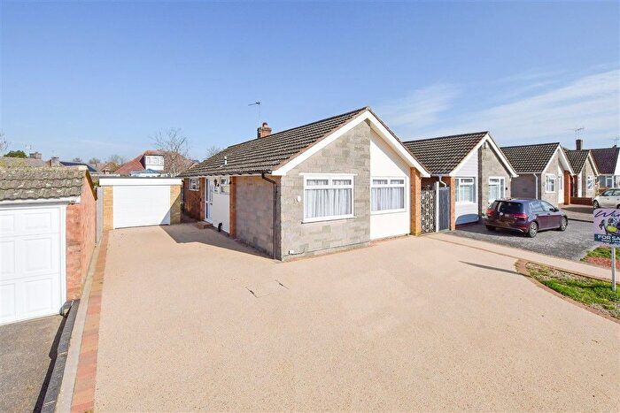 2 Bedroom Detached Bungalow For Sale In Egremont Road, Bearsted, Maidstone, Kent, ME15