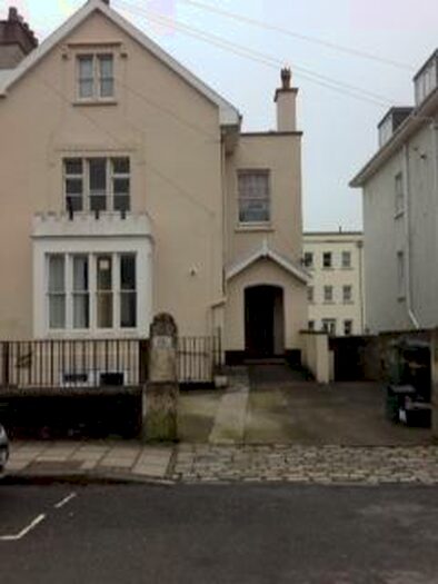 6 Bedroom House To Rent In Wellington Park, Bristol, BS8