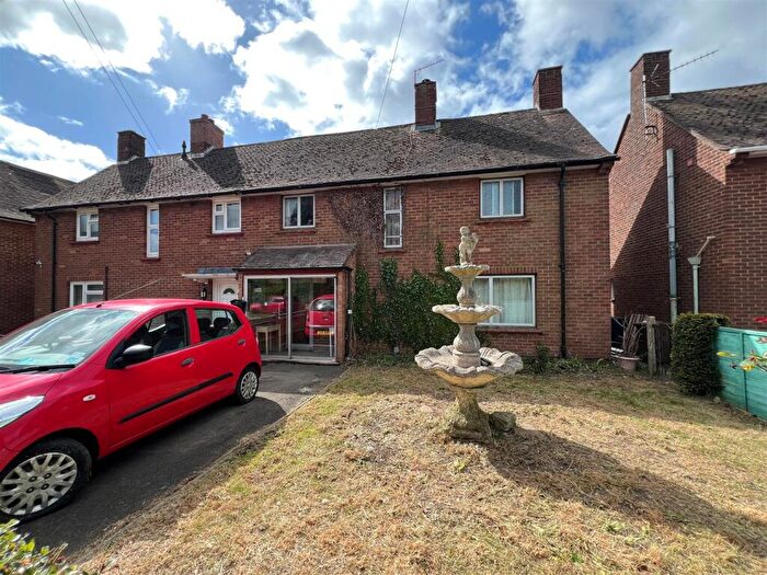 3 Bedroom Semi-Detached House For Sale In Queen Mary Avenue, Basingstoke, RG21