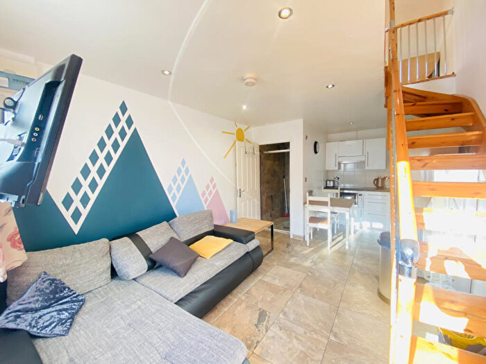 1 Bedroom Flat To Rent In Cherry Hinton Road, CB1