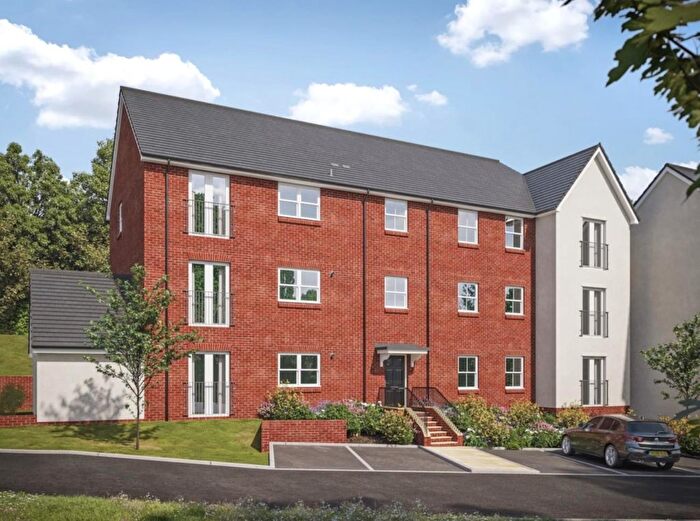 2 Bedroom Flat For Sale In Limers Lane, Northam, Bideford, EX39