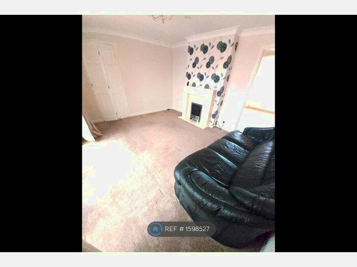 4 Bedroom Detached House To Rent In Wychall Park Grove, Birmingham, B38