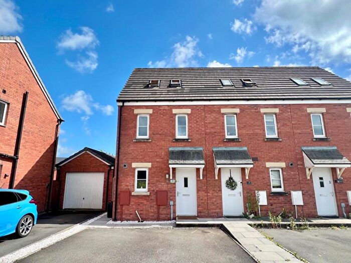 3 Bedroom Town House For Sale In Clos Y Coed Castan, Coity, Bridgend County Borough, CF35