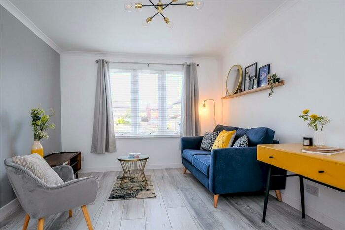 1 Bedroom Flat To Rent In Loirston Close, Cove, Aberdeen, AB12