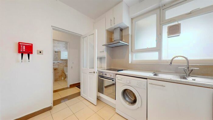 1 Bedroom Apartment For Sale In George Loveless House, Diss Street, Shoreditch, E2