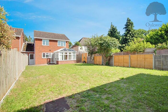 3 Bedroom Semi-Detached House To Rent In Bells Lane, Horton, SL3