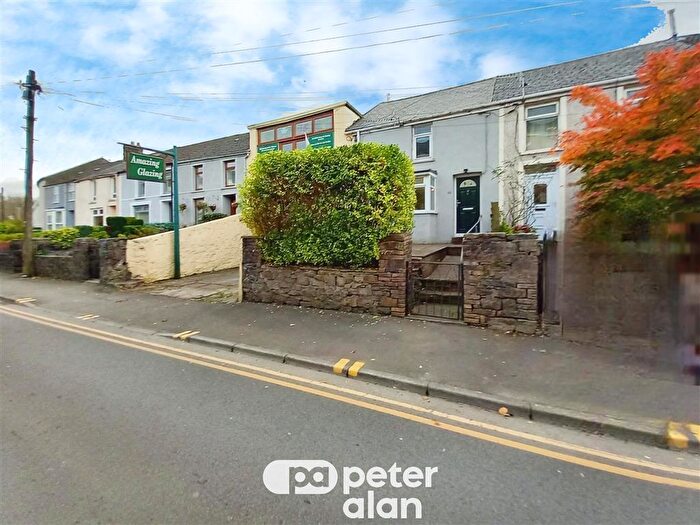 2 Bedroom Terraced House To Rent In Cardiff Street, CF44